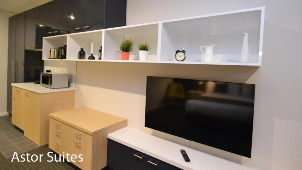 The Astor Suites Goulburn Bagian luar foto